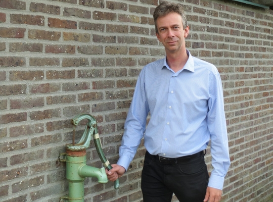 Alternatief voor pomp op kerkhof